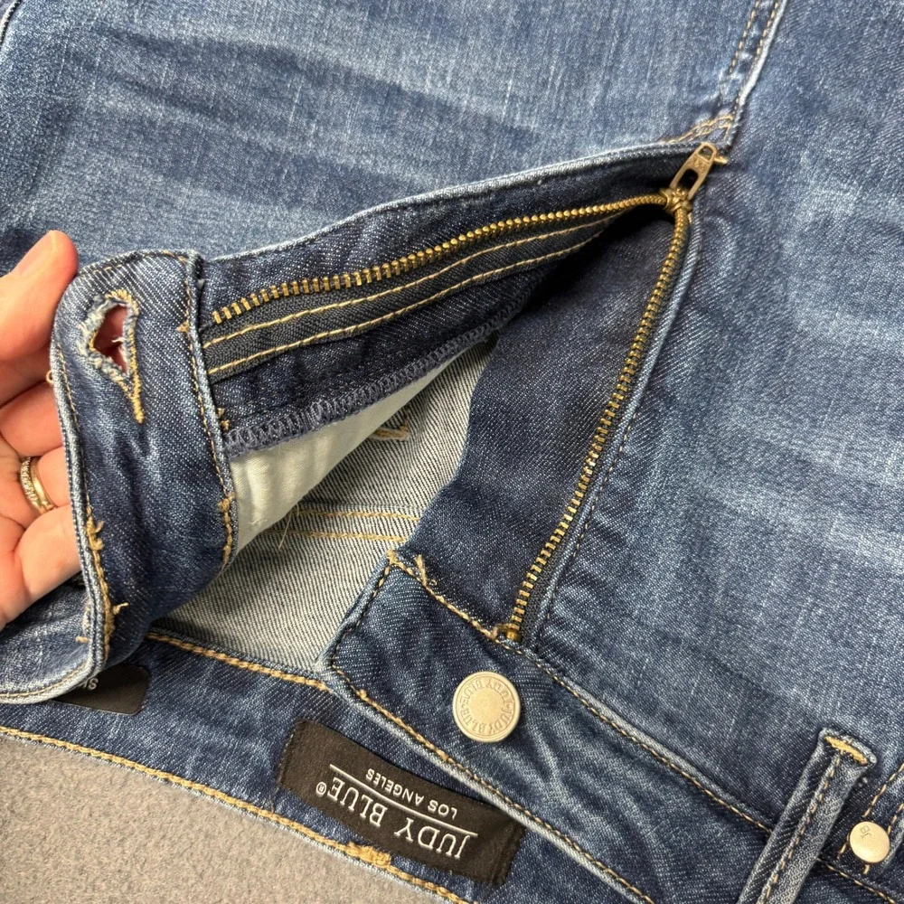 Judy Blue Jeans Womens 13/31 (33x28 ACTUAL) Skinny Fit Blue Denim Stretch